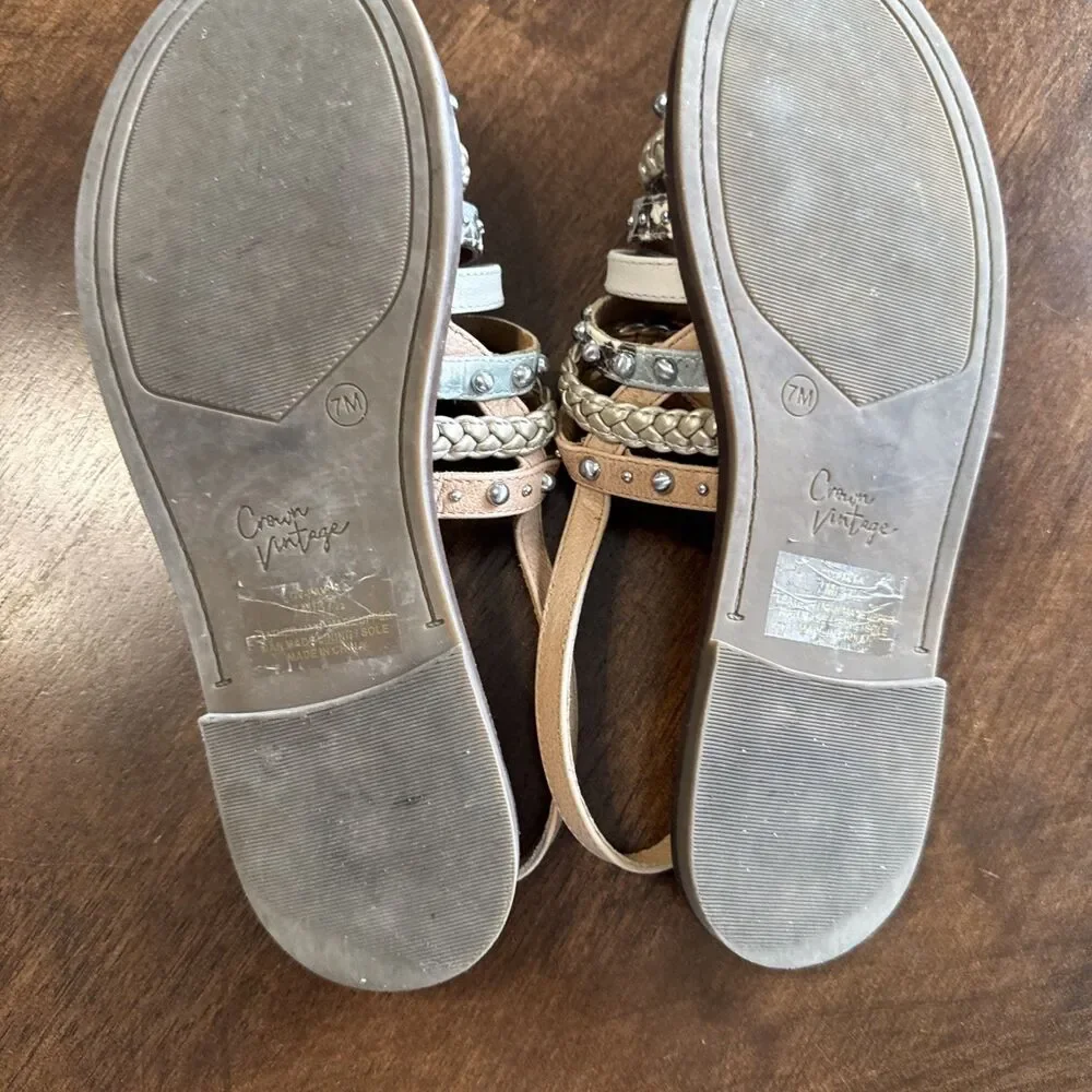 Crown Vintage Sandals Flats Strappy Metallic Neutral Studded Pavla Size 7M